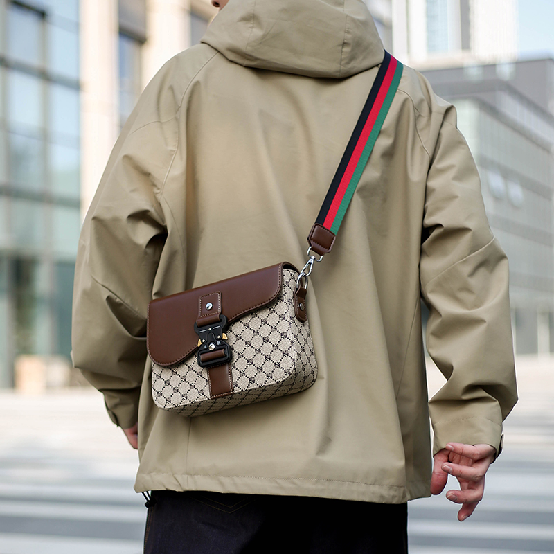 Modieuze crossbodytas voor her - Fashion Harness Men recensie en prijs
